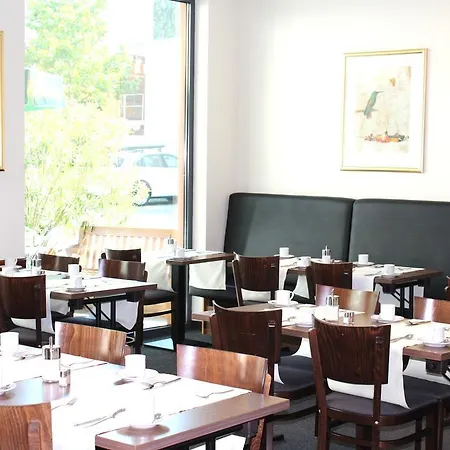 Western West Отель Нюрнберг