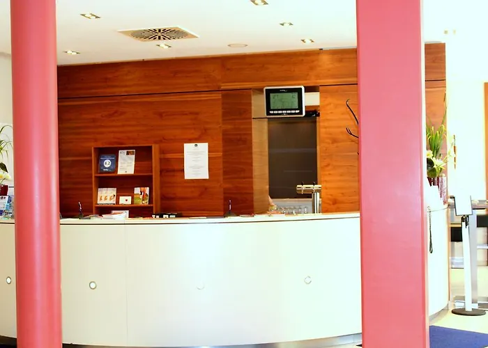 Western West Hotel